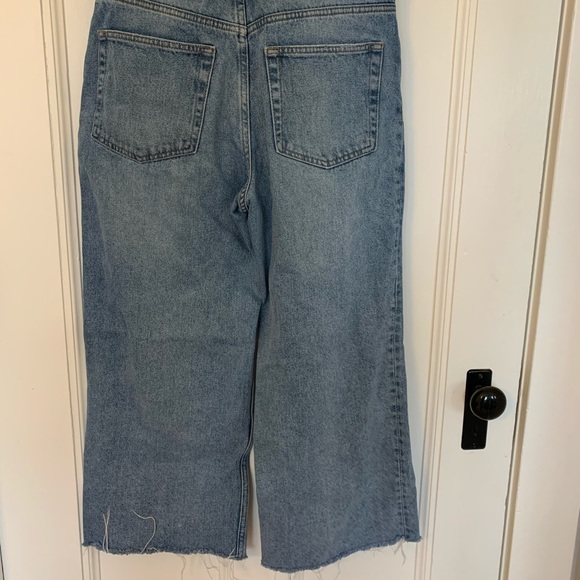 Wide Leg Jeans - Picture 3 of 4